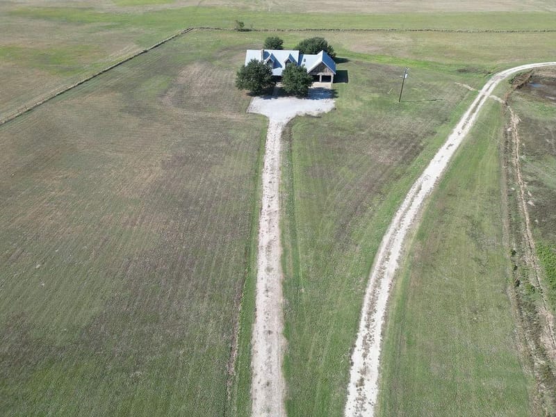 411 Rs County Road 4525, Point TX 75472 - Photo 36