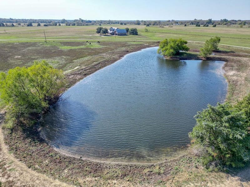 411 Rs County Road 4525, Point TX 75472 - Photo 32