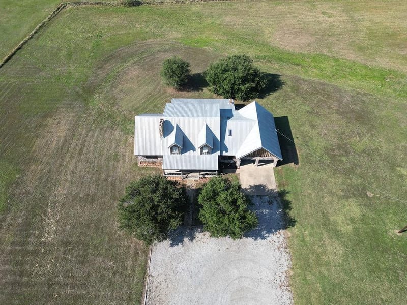 411 Rs County Road 4525, Point TX 75472 - Photo 38