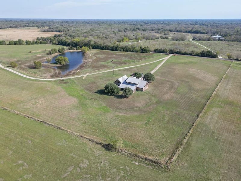 411 Rs County Road 4525, Point TX 75472 - Photo 40