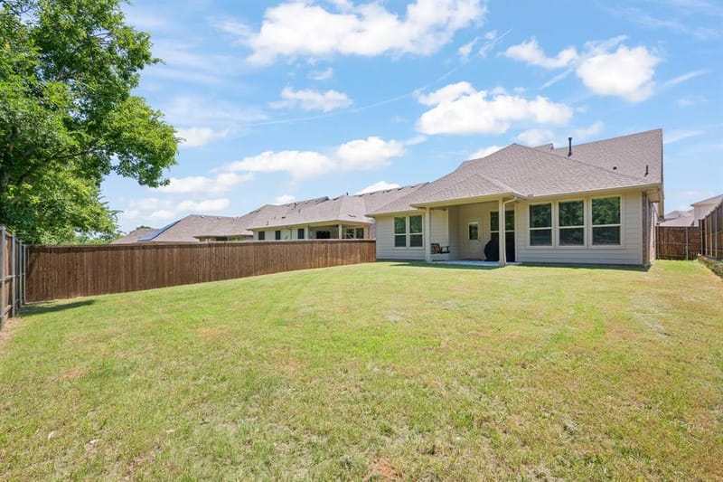 5709 Round Hill Road, Denton TX 76210 - Photo 30