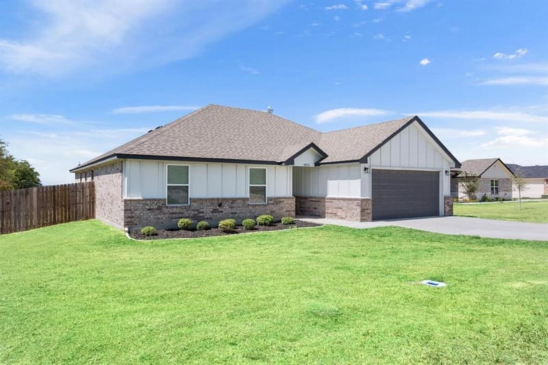 8876 FM 1237 Spur, Troy TX 76579 - Photo 3