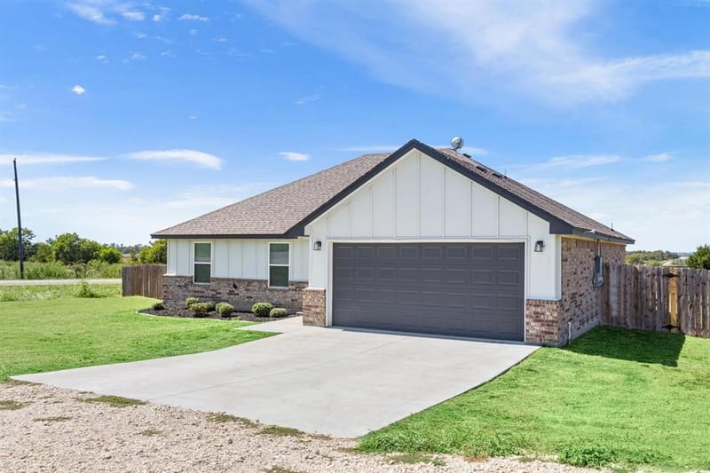 8876 FM 1237 Spur, Troy TX 76579 - Photo 4
