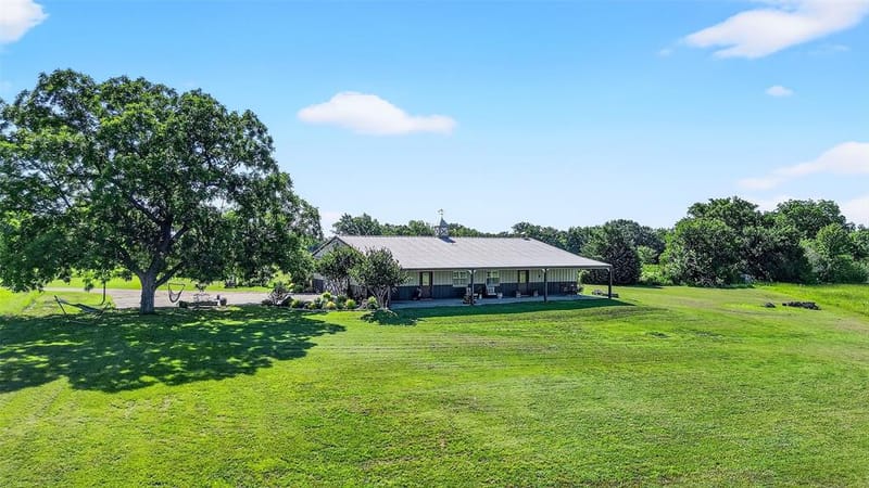 12041 Bell Road, Pilot Point TX 76258 - Photo 33