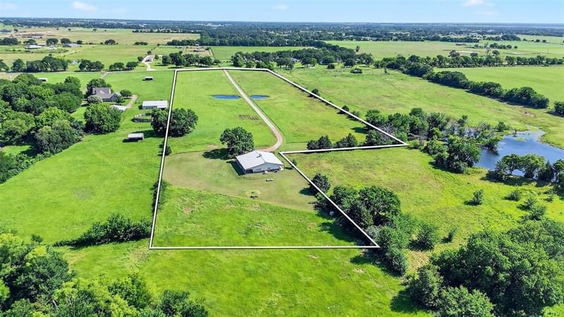12041 Bell Road, Pilot Point TX 76258 - Photo 35