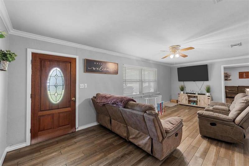 631 N Robinson Drive, Robinson TX 76706 - Photo 3