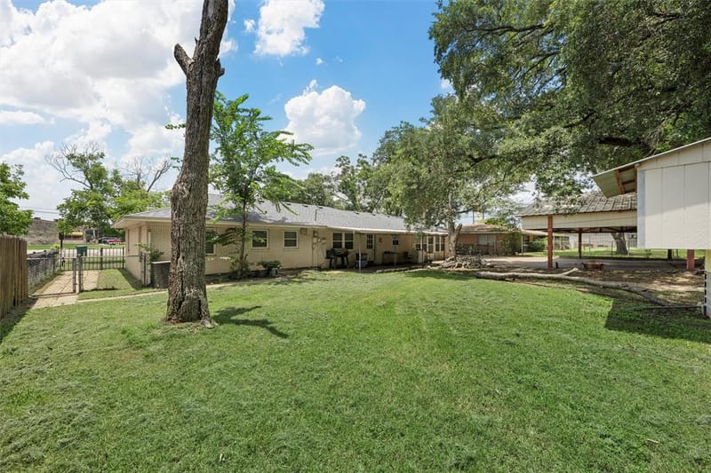 631 N Robinson Drive, Robinson TX 76706 - Photo 21