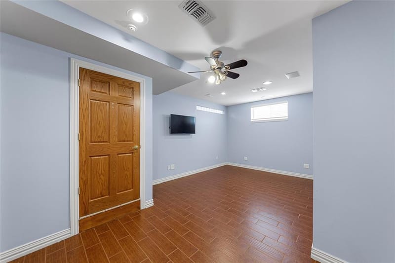 207 Baker Park Drive, Sherman TX 75092 - Photo 23