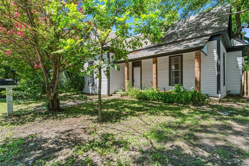 102 Chestnut Street, Hillsboro TX 76645 - Photo 20