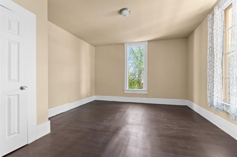 102 Chestnut Street, Hillsboro TX 76645 - Photo 4