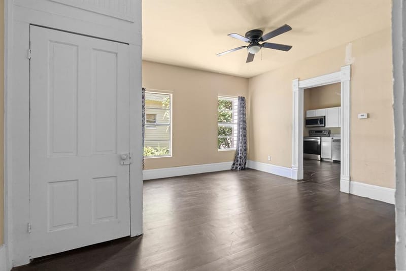 102 Chestnut Street, Hillsboro TX 76645 - Photo 8
