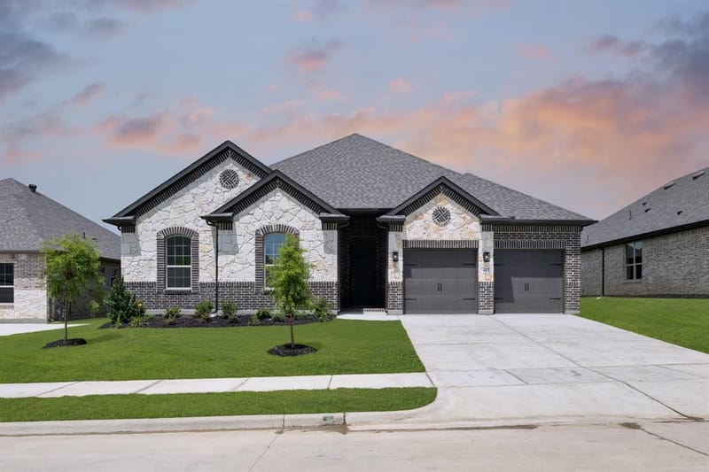 417 Wabash Drive, Waxahachie TX 75167 - Photo 3