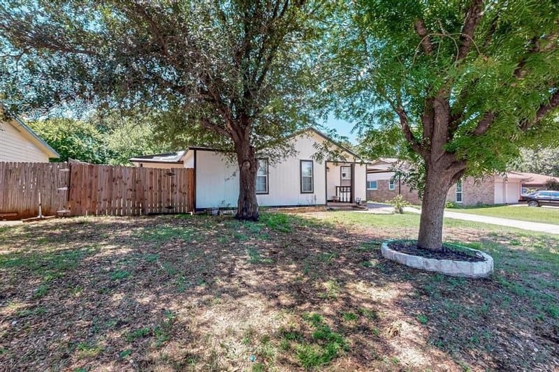 8549 Michael Street, White Settlement TX 76108 - Photo 11