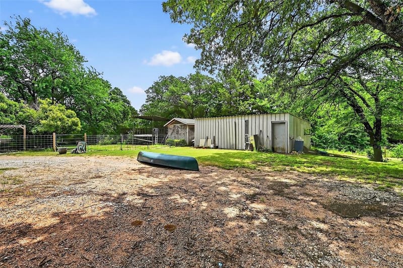 2869 Ranch Road, Whitesboro TX 76273 - Photo 15