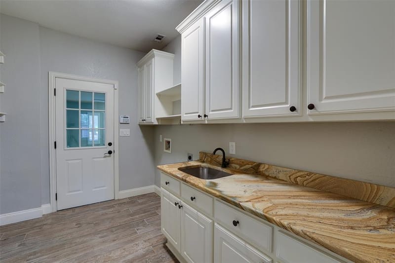 4502 Ridgecrest Drive, Arlington TX 76017 - Photo 24
