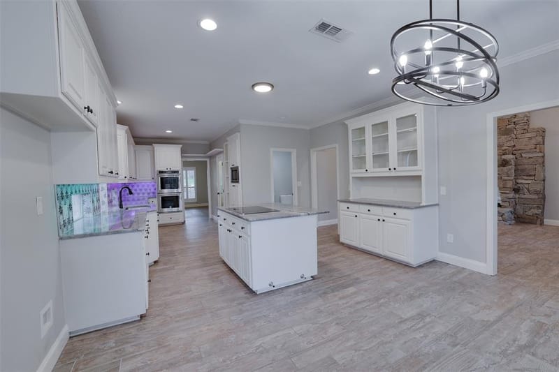 4502 Ridgecrest Drive, Arlington TX 76017 - Photo 10