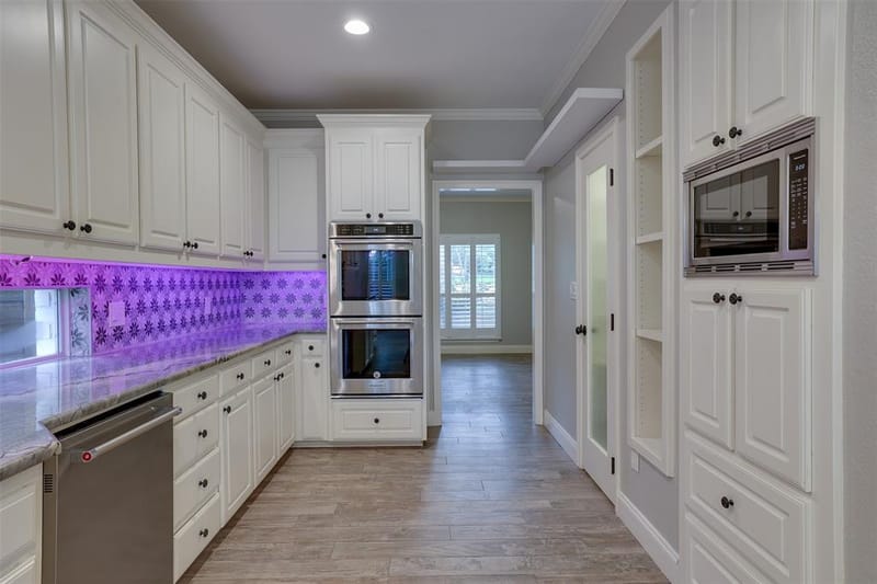4502 Ridgecrest Drive, Arlington TX 76017 - Photo 8