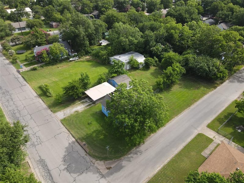 603 E Thomas Street, Sherman TX 75090 - Photo 2