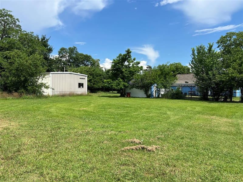603 E Thomas Street, Sherman TX 75090 - Photo 22