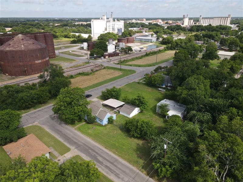 603 E Thomas Street, Sherman TX 75090