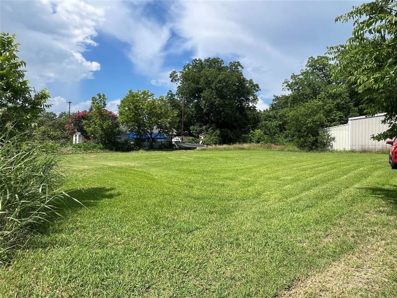 603 E Thomas Street, Sherman TX 75090 - Photo 21