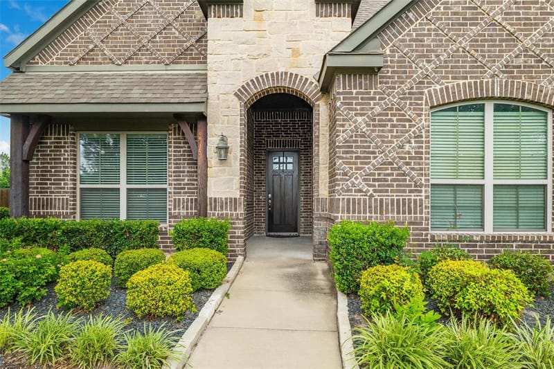 103 Water Garden Drive, Waxahachie TX 75165 - Photo 4