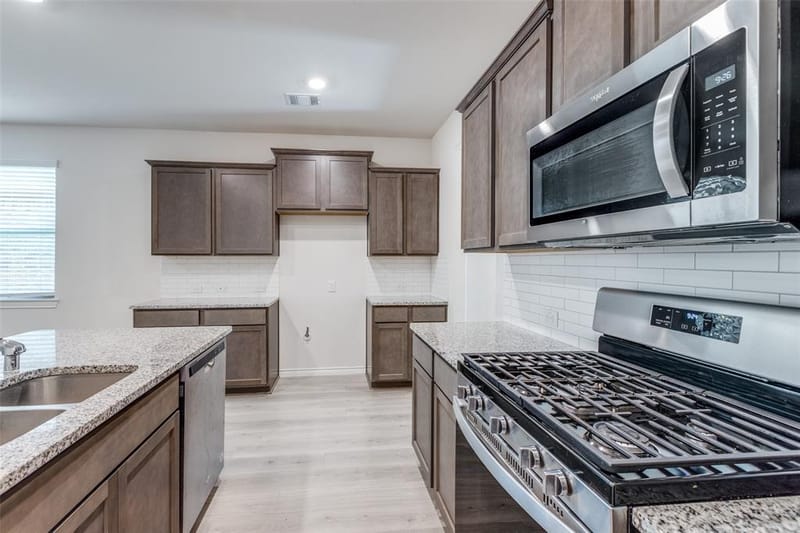 2836 Franklin Drive, Celina TX 75009 - Photo 6