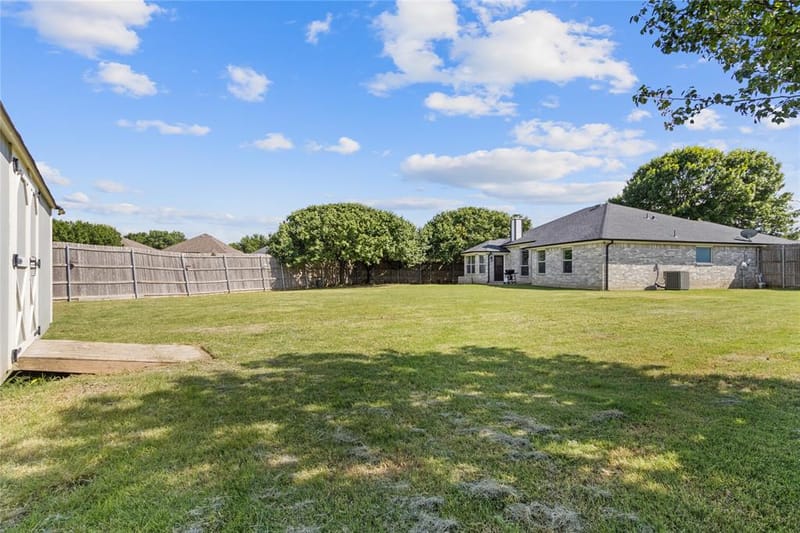 926 Morgan Drive, Burleson TX 76028 - Photo 23