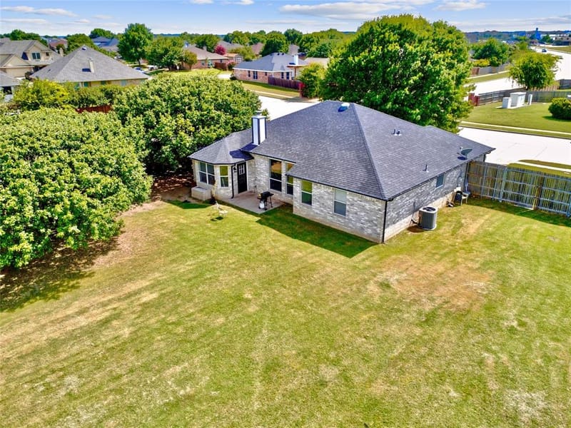 926 Morgan Drive, Burleson TX 76028 - Photo 6