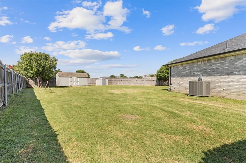 926 Morgan Drive, Burleson TX 76028 - Photo 22
