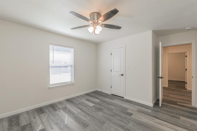 105 Red Oak Street, Alvarado TX 76009 - Photo 16