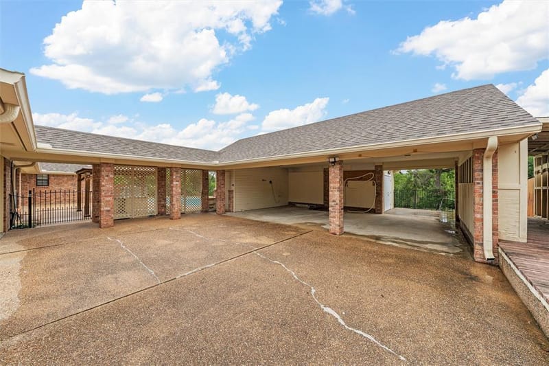 8216 Teakwood Drive, Woodway TX 76712 - Photo 33