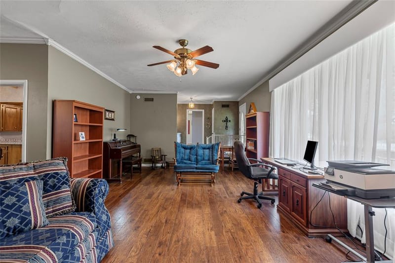 1302 Culver Street, Commerce TX 75428 - Photo 8