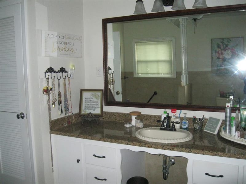 1302 W Wheeler Street, Breckenridge TX 76424 - Photo 22