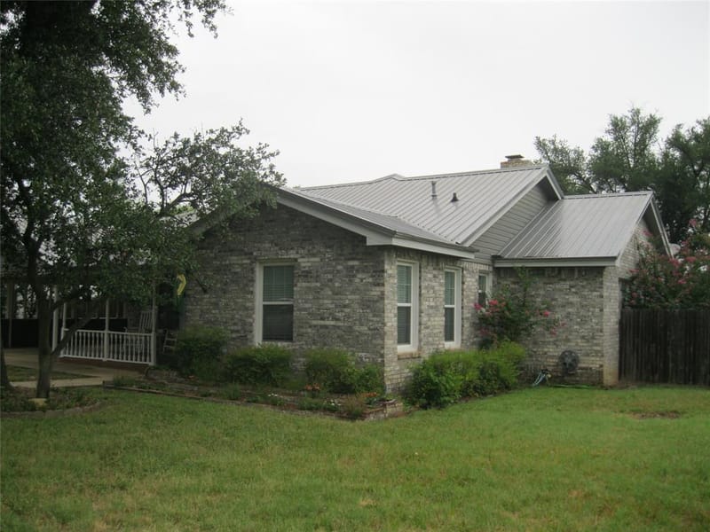 1302 W Wheeler Street, Breckenridge TX 76424 - Photo 3