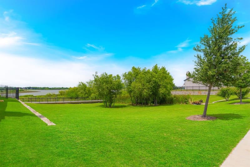 8381 Western, The Colony TX 75056 - Photo 7