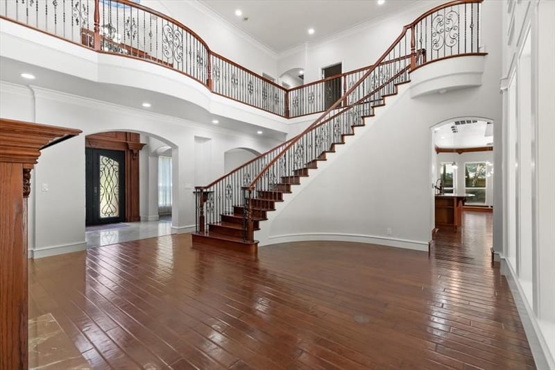 8945 Waterchase Circle, Fort Worth TX 76120 - Photo 7