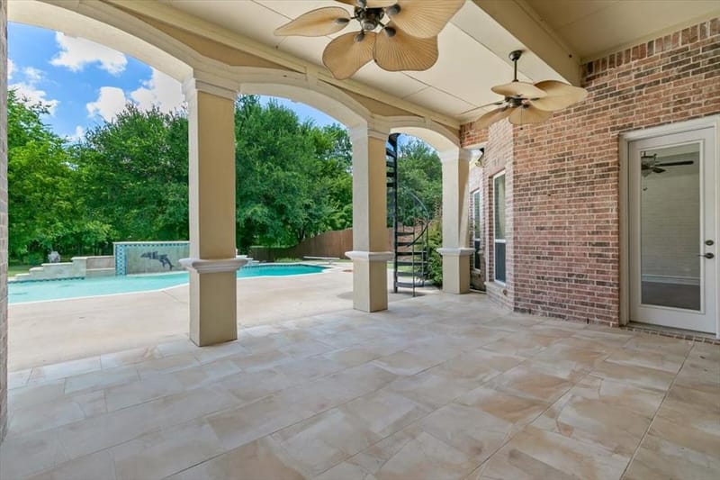 8945 Waterchase Circle, Fort Worth TX 76120 - Photo 36