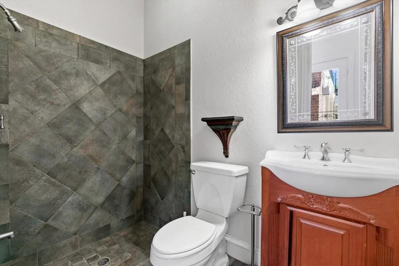 8945 Waterchase Circle, Fort Worth TX 76120 - Photo 24