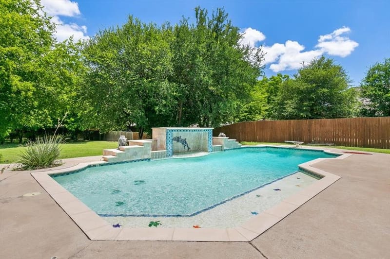 8945 Waterchase Circle, Fort Worth TX 76120 - Photo 37