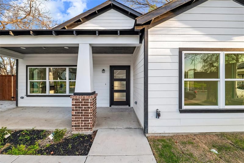 1315 Bessie Street, Fort Worth TX 76104 - Photo 3