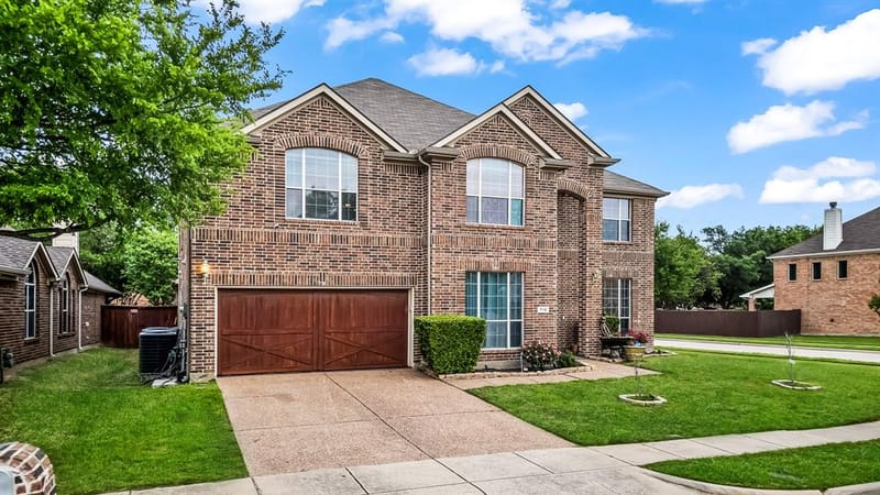 713 Royal Crest Court, McKinney TX 75072 - Photo 2