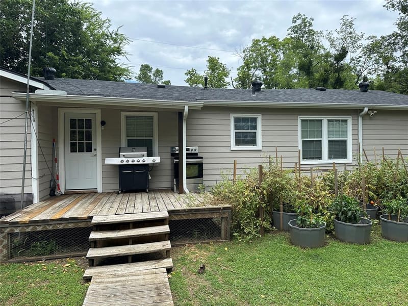 104 W South Street, Whitesboro TX 76273 - Photo 10