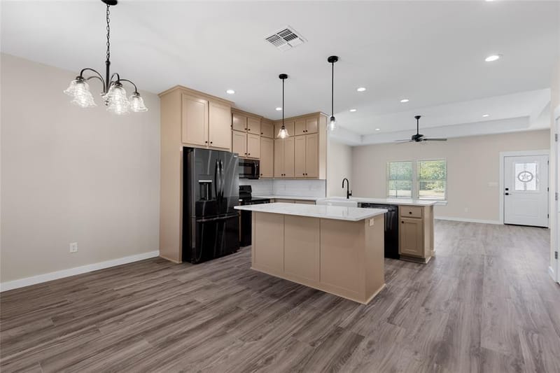 655 League Street, Sulphur Springs TX 75482