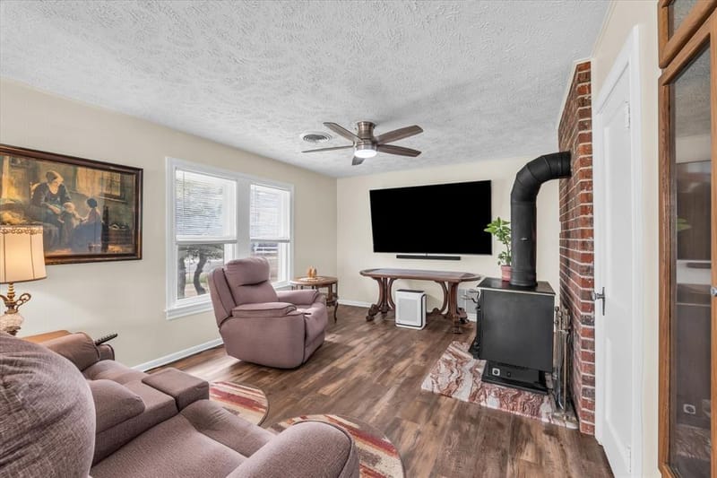 15288 Old China Spring Road, China Spring TX 76633 - Photo 6