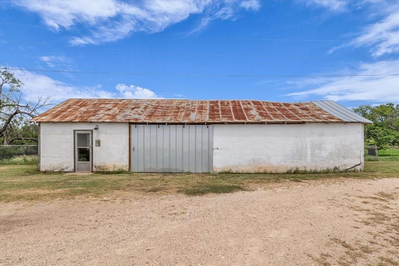 15288 Old China Spring Road, China Spring TX 76633 - Photo 28