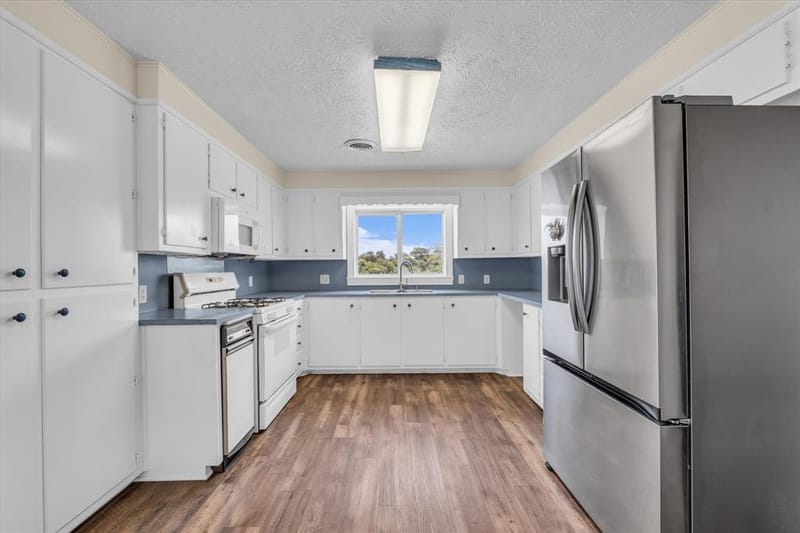 15288 Old China Spring Road, China Spring TX 76633 - Photo 8