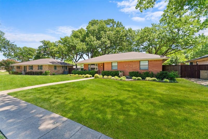 2118 Lansdowne Drive, Garland TX 75040 - Photo 5