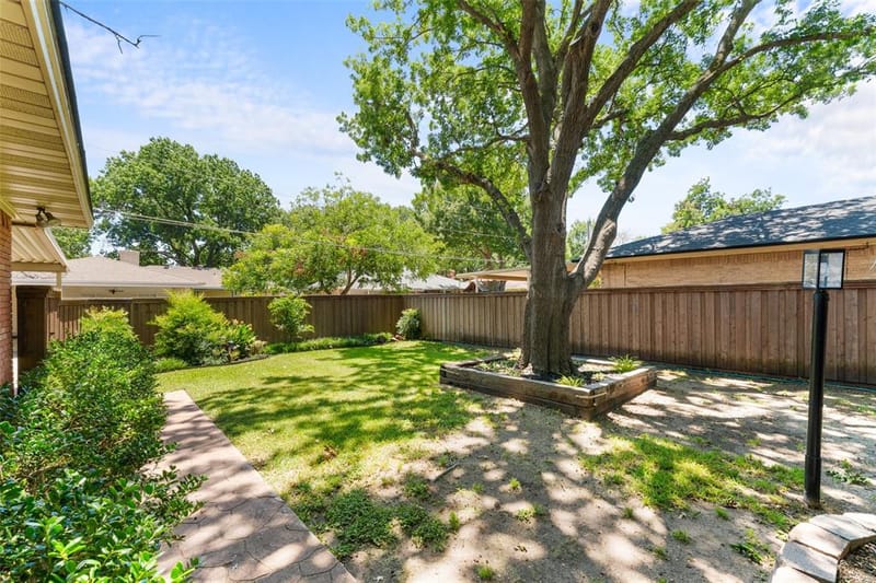 2118 Lansdowne Drive, Garland TX 75040 - Photo 14