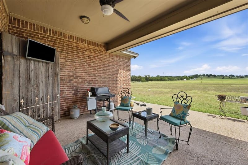 845 W County Line Road E, West TX 76691 - Photo 30